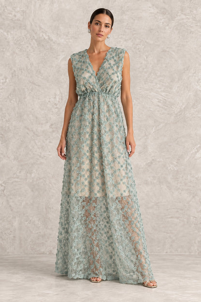 Lisavine Dress